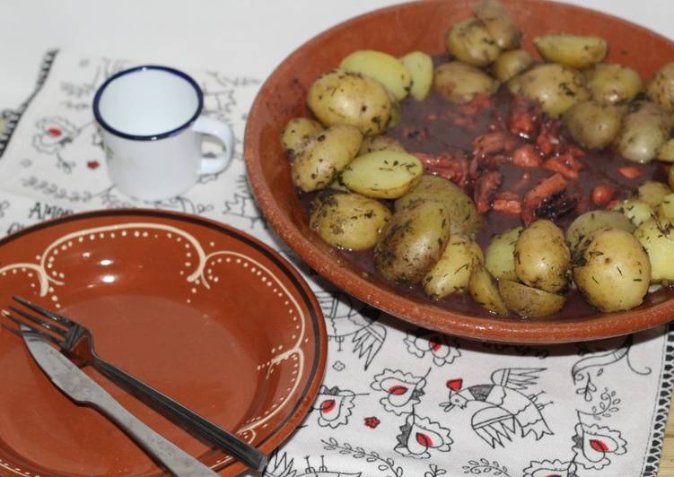Polvo guisado com batatas - Tudogosreceitas