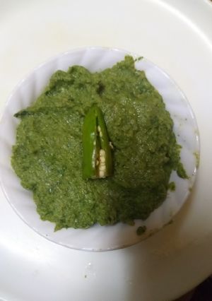 धनिया चटनी (dhaniya chutney recipe in Hindi) रेसिपी मुख्य फोटो