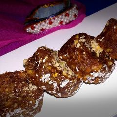 A picture of Anjeer rolls.