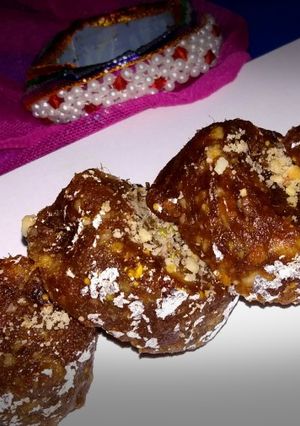 A picture of Anjeer rolls.