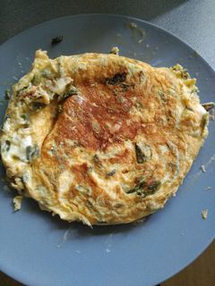 Una foto de Tortilla de espárragos trigueros con queso