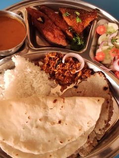 पापलेट फ्राय (Paplet recipe in marathi) रेसिपी चे मुख्य फोटो