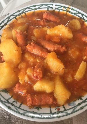 Una foto de Guiso de patatas con chistorra