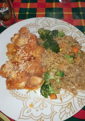 Una foto de Pollo chino con salsa tamarindo sin tamarindo