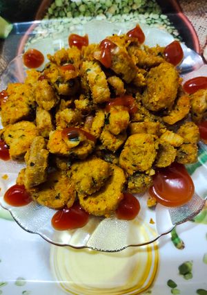 મેથી ના મુઠીયા (Methi na muthiya recipe in gujarati) રેસીપી મુખ્ય ફોટો