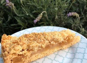 Una foto de Crumble de manzana y pera 🍎🍐