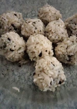 Foto resep Jumeokbap (Nasi Kepal Korea)