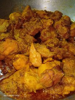 চিকেন কষা(Chicken kosha recipe in Bengali) রেসিপির প্রধান ছবি
