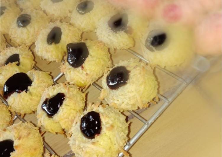 Tutorial memasak 17. Blueberry thumbprint legit