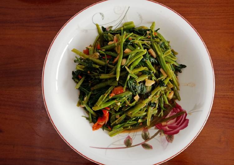 Tumis kangkung