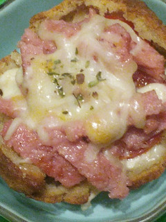 Una foto de Volcano Burger