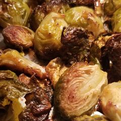 A picture of Roasted Brussel sprouts.