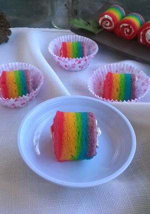 Foto resep Bolu Gulung Rainbow Mini Kukus