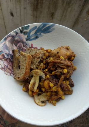 Foto de Frango com legumes