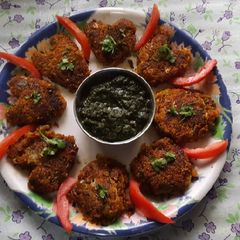 A picture of Sweet potato mix vegetables cutlets patties.