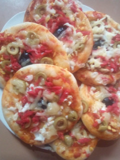صورة لوصفة ميني بيتزا 😋💕🍕