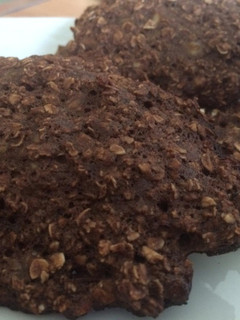 Una foto de Galletas de avena cacao y plátano