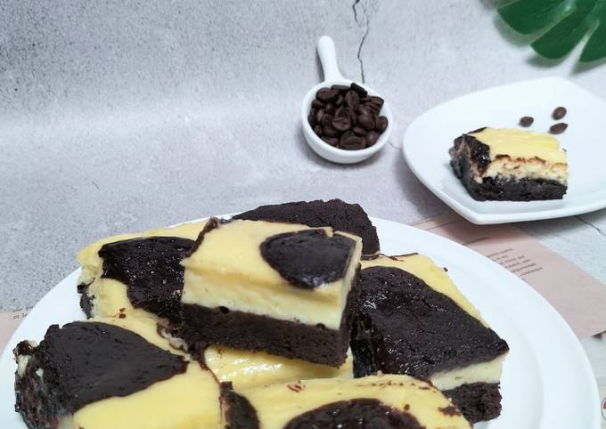 Ternyata begini loh! Resep mudah membuat Brownies Coffee Cream Cheese dijamin sempurna