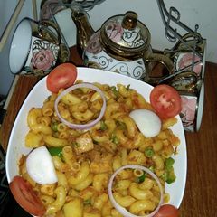 A picture of Tikka macroni.