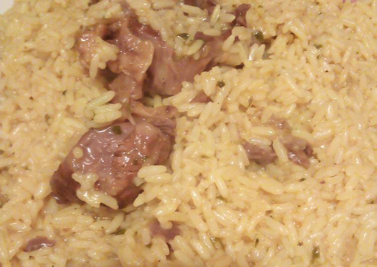طبق الأرز الأصفر باللحم 😋😋😋