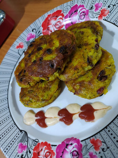 عکسی از دستور کوکو سیب زمینی متفاوت و خوشمزه