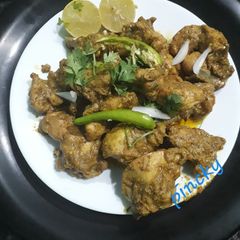 A picture of Chicken with curd & pepper.