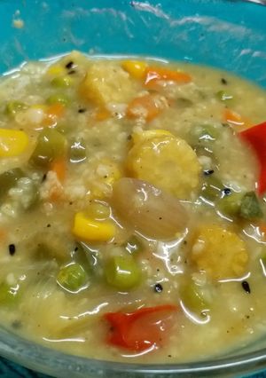 A picture of Mixed Vegetable Oats Soup.