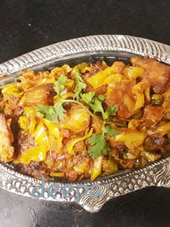 आलू मटर पत्तागोभी की सब्जी (Aloo matar patta gobhi ki sabzi recipe in hindi) रेसिपी मुख्य फोटो