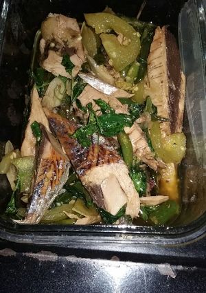 Foto resep Ikan cue masak daun kemangi