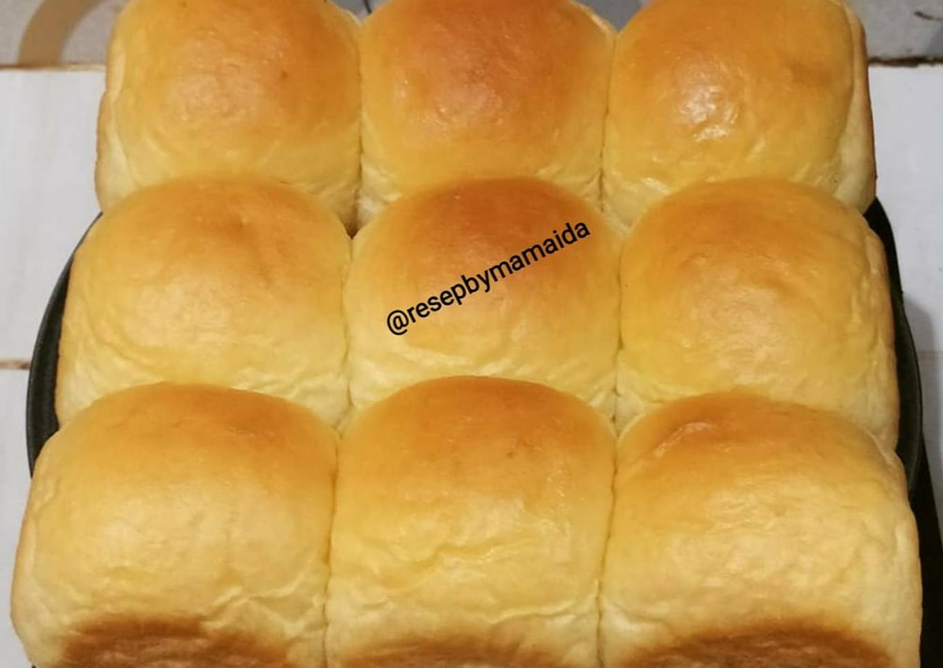 Roti Sobek Isi Cokelat