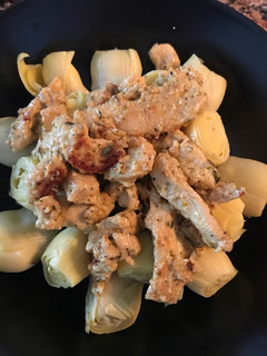 Una foto de Alcachofas con pollo