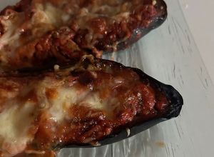 Une photo de Aubergine bolo gratinée