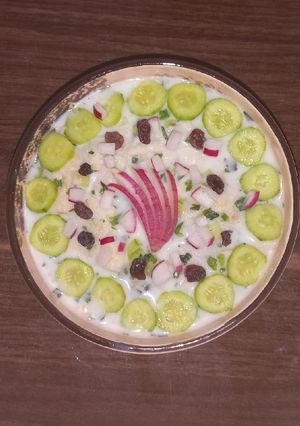 عکسی از دستور سوپ سرد (آب دوغ خیار)