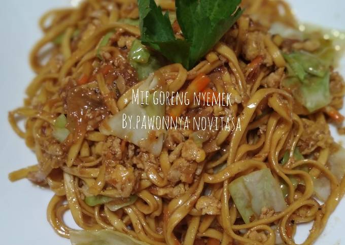 Standar Resep bikin Mie goreng nyemek / mie goreng basah yang istimewa