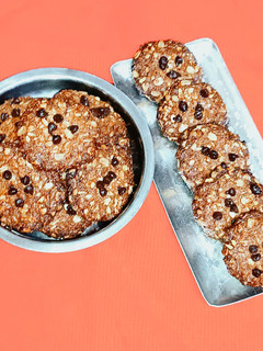 A picture of Peanut Butter Oatmeal Cookies With Chocolate Chips.