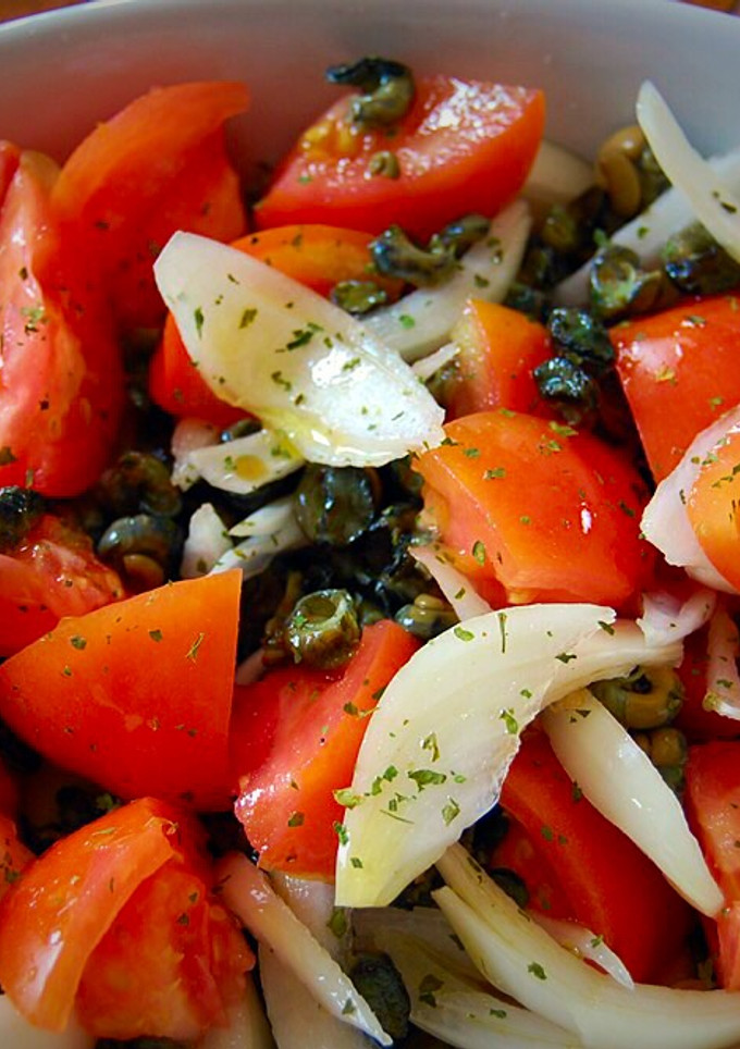 Una foto de Ensalada de burgaos