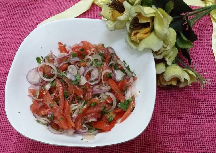 Easy Way to Prepare Appetizing Onion and Tomato Curtido Salsa