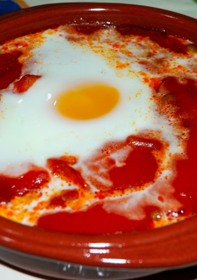 Una foto de Huevos a la flamenca