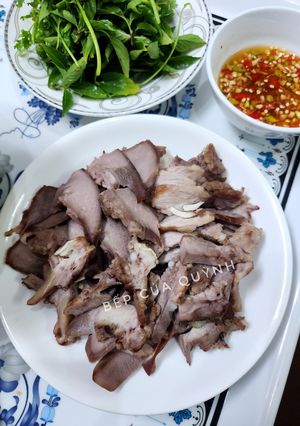 Hình của món Lưỡi heo luộc.