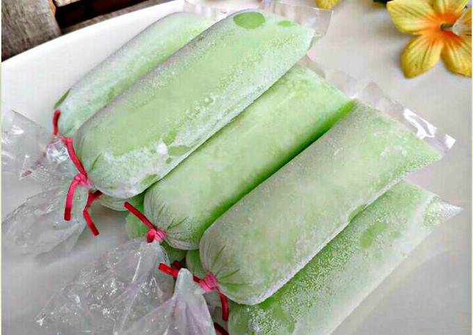 Bagaimana Menyiapkan Es Lilin Tape Ketan yang Lezat Sekali