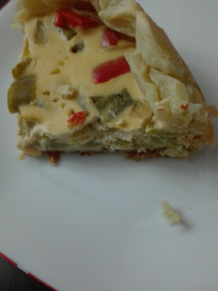 Una foto de Quiche de calabacín y pimiento