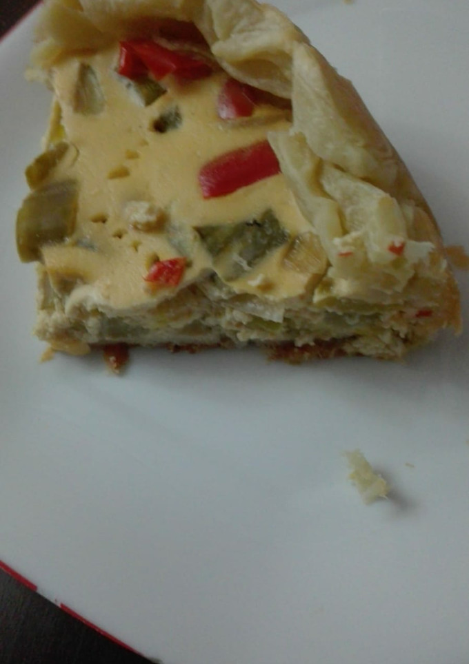 Una foto de Quiche de calabacín y pimiento