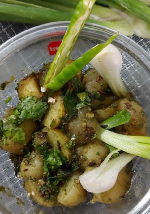 A picture of Chutney Potatoes.