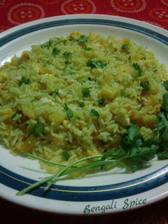 A picture of Paneer potato fried rice.