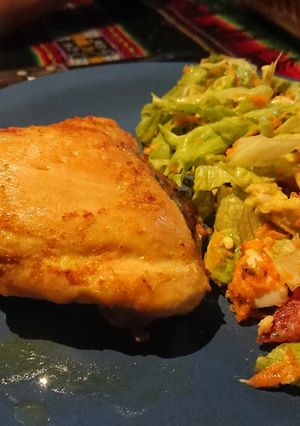 Una foto de Pollo a la mostaza y naranja