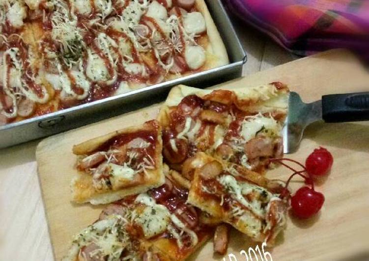 Pizza tipis dengan mozarella Kw