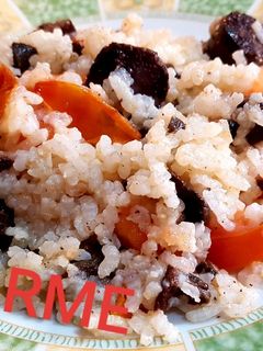 Una foto de Arroz con butifarra negra