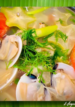 Hình của món Canh Nghêu Nấu Khế, Thì Là.