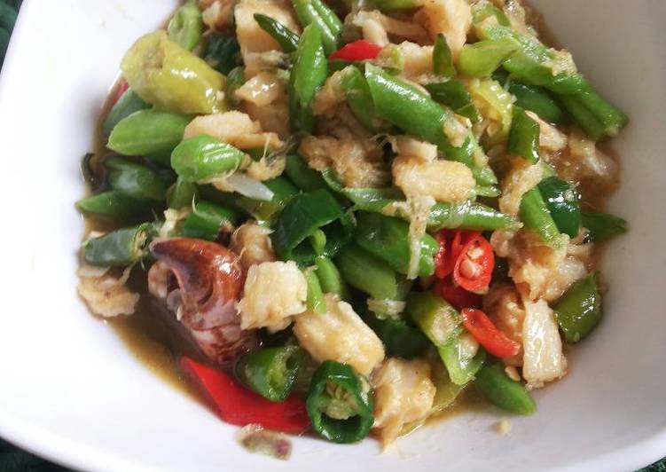 Resep Ikan pari buncis tumis Lezat