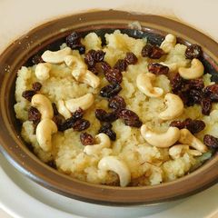 A picture of Rava (semolina, suji) Kesari.